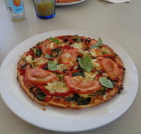 Saltwater Cafe Pizza - Perths Hotel
