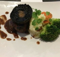 Seren8 Restaurant  Bar - Perths Hotel