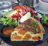 Sprout Juice and Coffee Bar - Perths Hotel