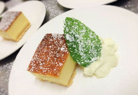 Hatters Tea House - Perths Hotel 10