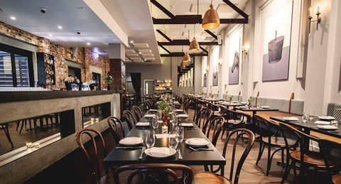 The Stables Bar - Perths Hotel 4