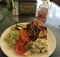 Feedlot Eatery - Perths Hotel