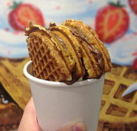 Waffle  Puff - Perths Hotel