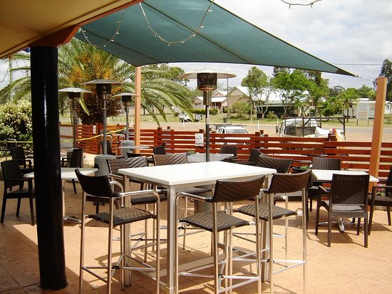 Gurgeena QLD Perths Hotel