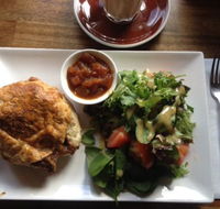 Over The Road Cafe - Perths Hotel