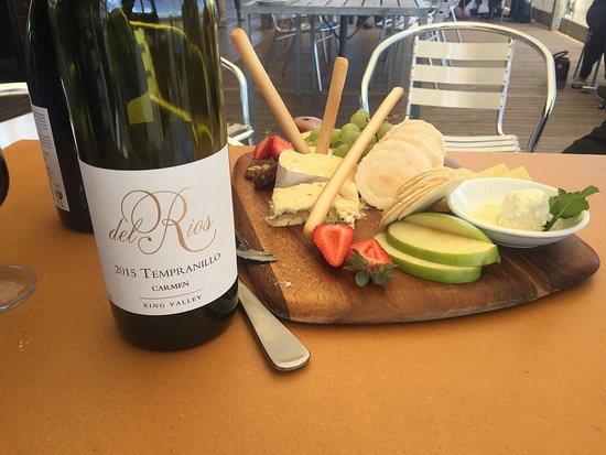 Moorabool ACT Perths Hotel