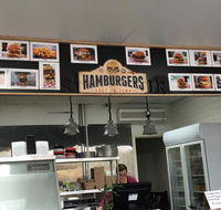 Major Tom's A Burger Junkie - Perths Hotel