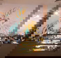 Warralily Cockatoo - Perths Hotel