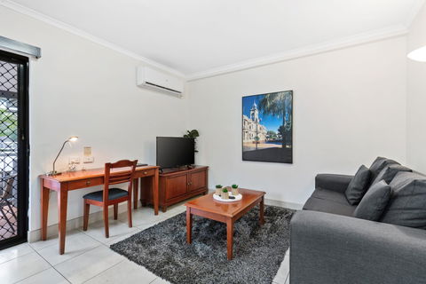 The Coffee House Apartments & Bistro - Perths Hotel 10