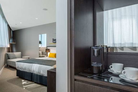 Peppers Docklands - Perths Hotel 2