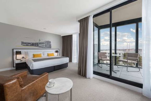 Peppers Docklands - Perths Hotel 6
