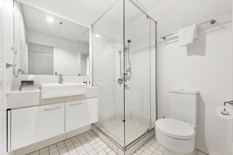 Docklands Private Collection - Perths Hotel 8