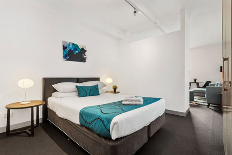 Docklands Private Collection - Perths Hotel 9