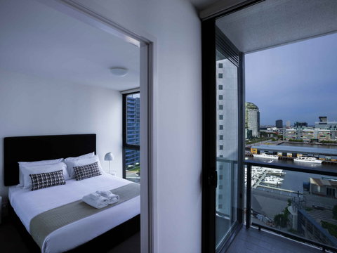 The Sebel Residences Melbourne Docklands - Perths Hotel 6