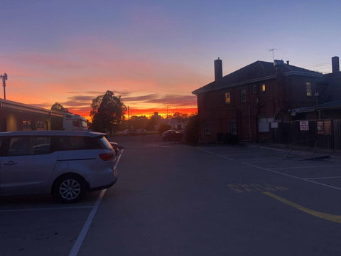 Guiding Star Hotel - Perths Hotel 0