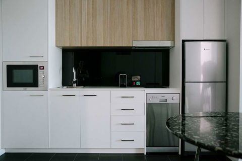 Avenue Hotel Canberra - Perths Hotel 7