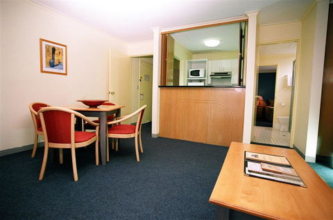Mount Ommaney Hotel Apartments - Perths Hotel 4