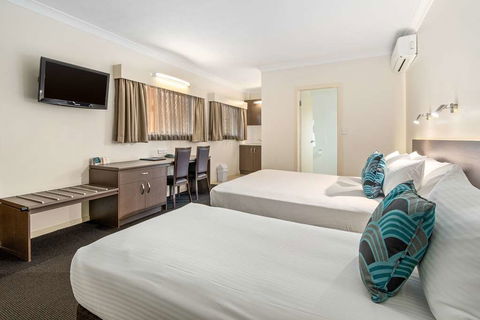 Quality Hotel Robertson Gardens - Perths Hotel 12