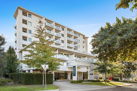 Adina Serviced Apts Canberra Dickson - Perths Hotel 2