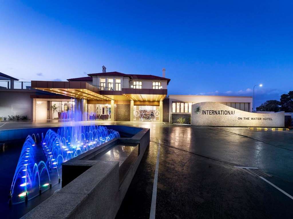 Belmont WA Perths Hotel