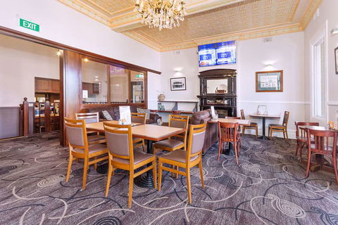 Quality Hotel Bayswater - Perths Hotel 8