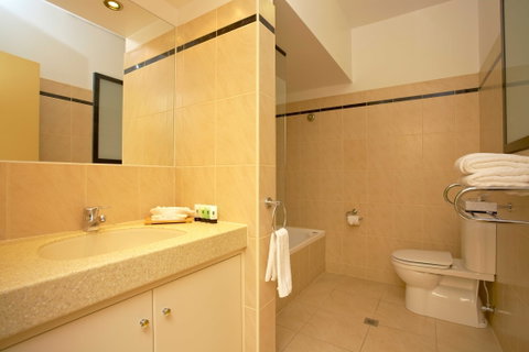 Quest Savoy - Perths Hotel 4