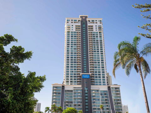 Mantra Crown Towers Surfers Paradise - Perths Hotel 0