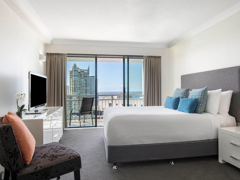 Mantra Crown Towers Surfers Paradise - Perths Hotel 8