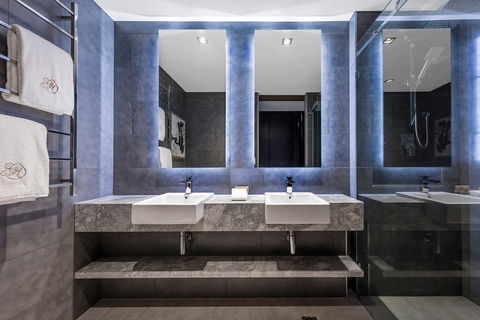 Gambaro Hotel - Perths Hotel 4