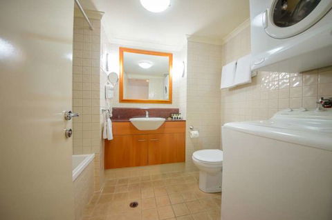 Central Cosmo Apartments - Perths Hotel 3
