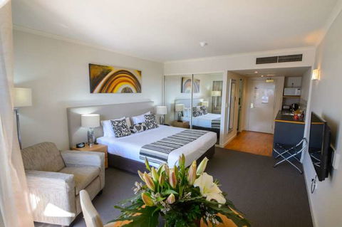 Central Cosmo Apartments - Perths Hotel 5