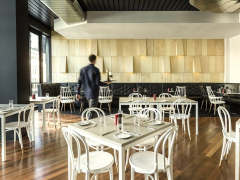 Ibis Adelaide - Perths Hotel 11