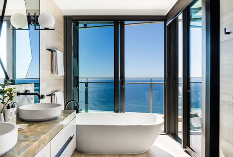 Langham, Gold Coast & Jewel Residences - Perths Hotel 5