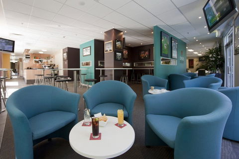 Pacific Suites Canberra - Perths Hotel 3