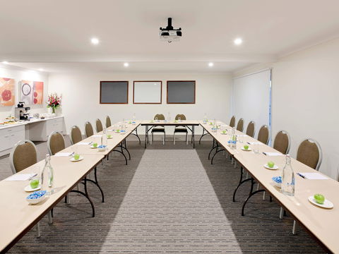 Ibis Styles Canberra Tall Trees - Perths Hotel 6