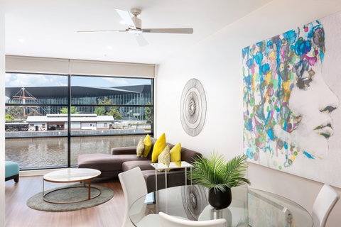 Melbourne Hotel Apartment Flinders Wharf - Perths Hotel 12