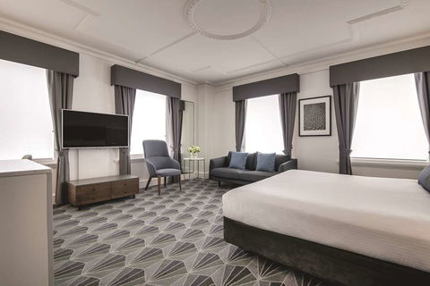 The Savoy Hotel On Little Collins - Perths Hotel 7