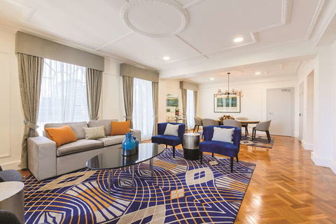 The Savoy Hotel On Little Collins - Perths Hotel 10
