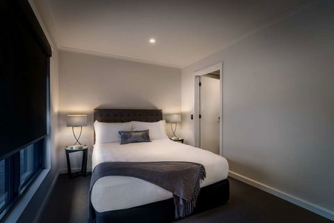 Crest On Park - Perths Hotel 9