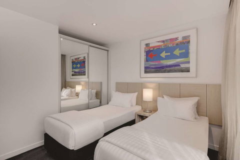 Travelodge Melbourne Docklands - Perths Hotel 5