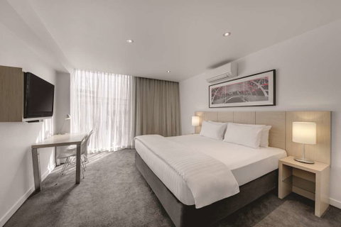 Travelodge Melbourne Docklands - Perths Hotel 11