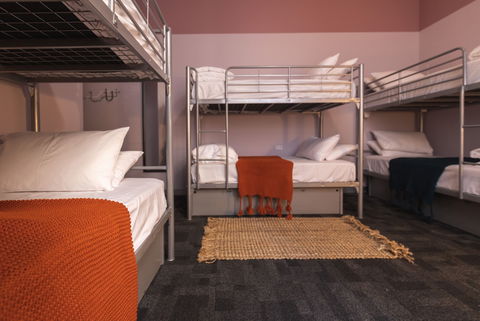 United Backpackers - Perths Hotel 6