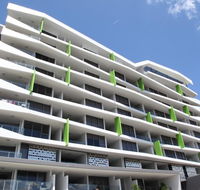Code Apartments - Perths Hotel
