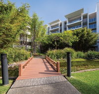 Oaks Mews - Perths Hotel