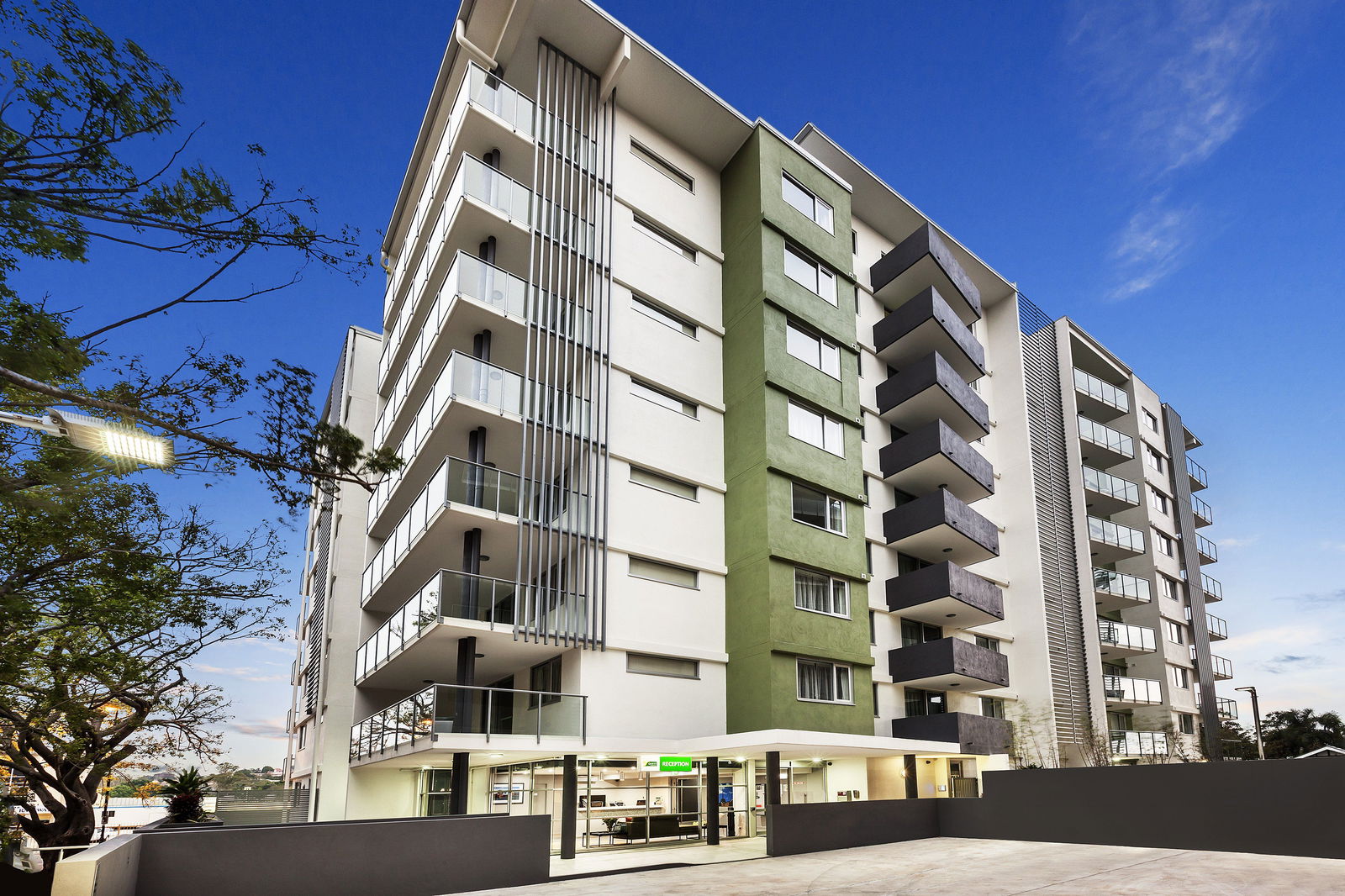 Albion QLD Perths Hotel