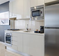 Meriton Suites Zetland - Perths Hotel