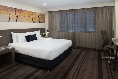 Rydges World Square Sydney - Perths Hotel 14