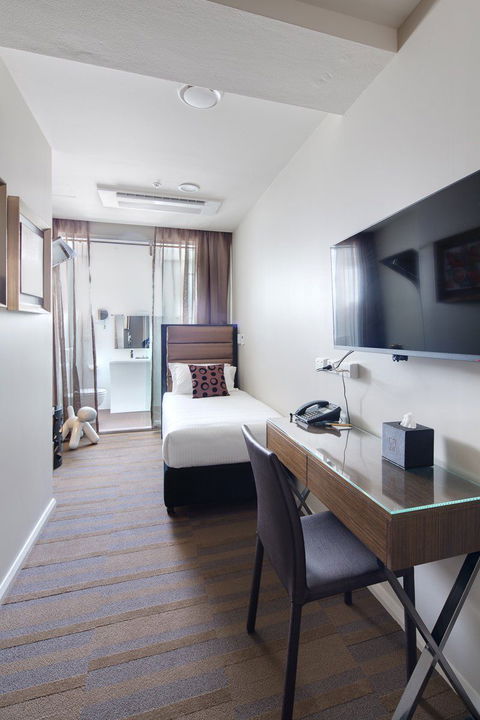 57 Hotel - Perths Hotel 13