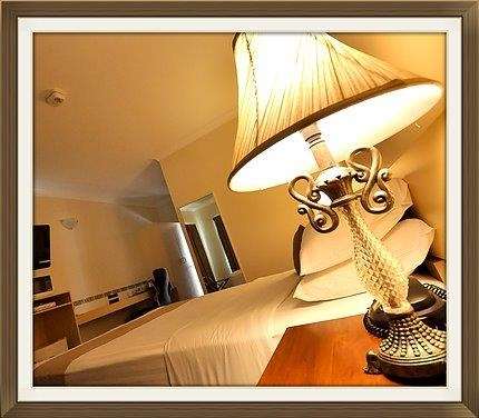 Emerald Maraboon Motor Inn - Perths Hotel 13