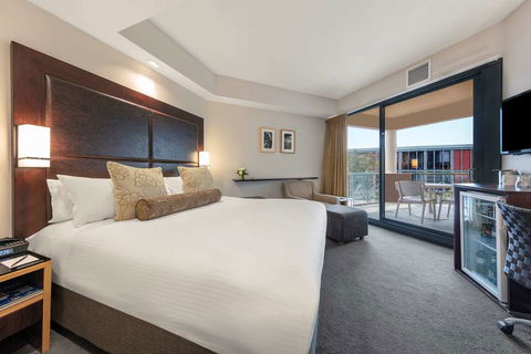 Amora Hotel Riverwalk Melbourne - Perths Hotel 6